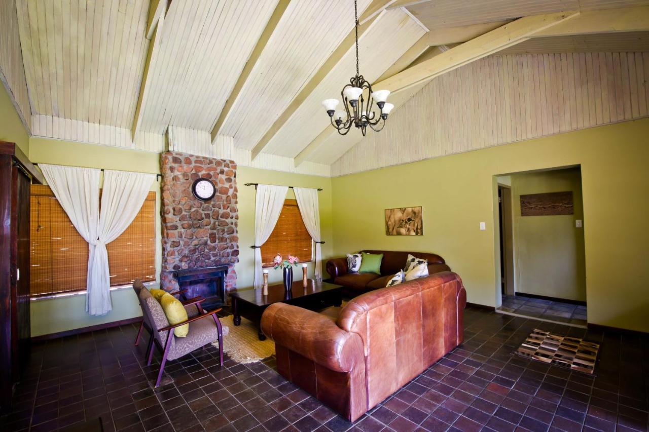 Otjiwa Safari Lodge Otjiwarongo Exterior photo