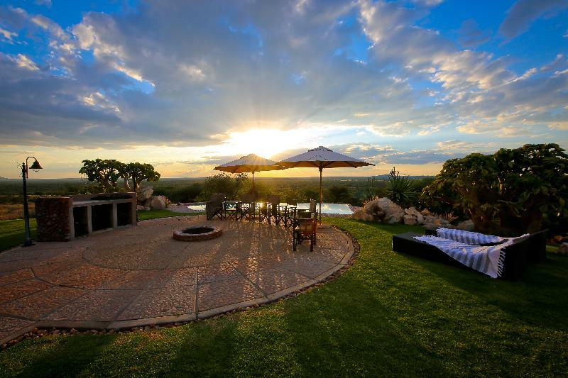 Otjiwa Safari Lodge Otjiwarongo Exterior photo
