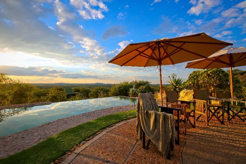 Otjiwa Safari Lodge Otjiwarongo Exterior photo